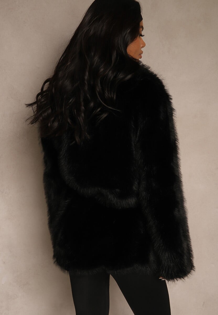 Czarna Klasyczna Kurtka Futerko z Wąskim Wiązanym Paskiem w Talii Casfitta