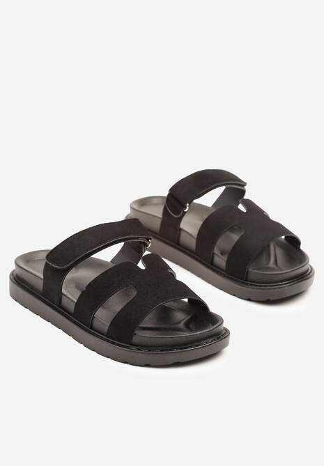 Czarne Klapki z Imitacji Zamszu Zapinane na Rzep Borria