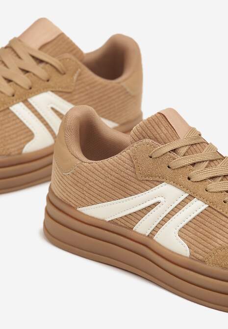 Ciemnobeżowe Sneakersy Tenisówki na Platformie z Tłoczeniem i Geometrycznym  Motywem Kialie