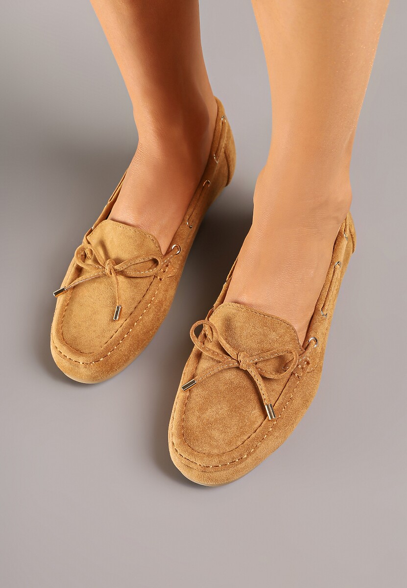 Brązowe Mokasyny z Ekozamszu Zdobione Wiązaniem z Kokardą Sonilora