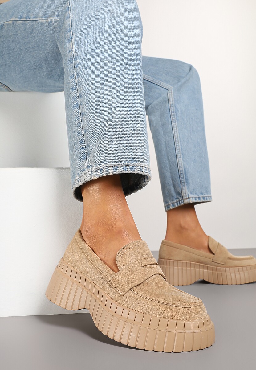 Ciemnobeżowe Mokasyny na Platformie z Tłoczeniem Ozdobione Paskiem Fonirea