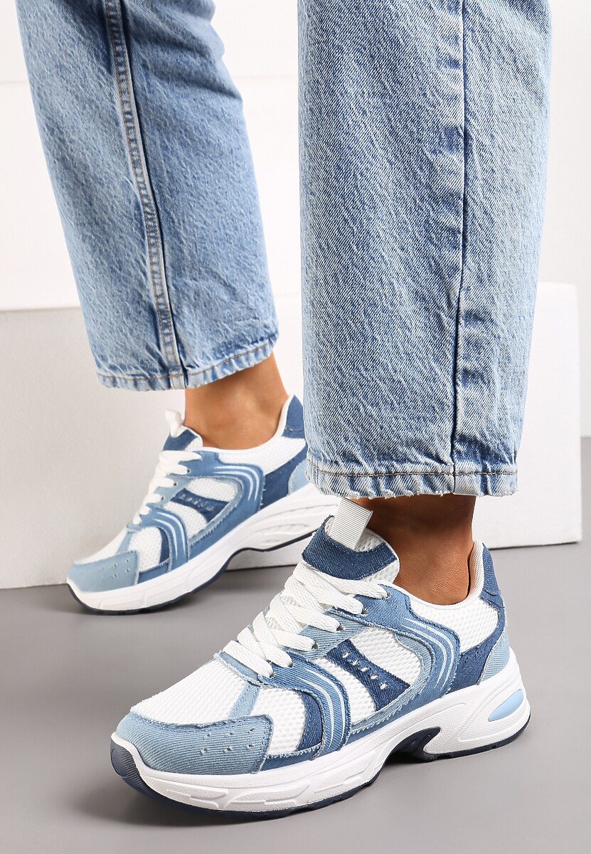 Niebiesko-Białe Sneakersy Ozdobione Przeszyciami i Tłoczeniem na Podeszwie Ferfiana