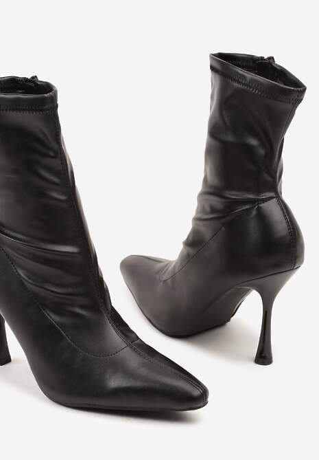 Czarne Botki Vices na Szpilce z Dopasowaną Cholewką Adonella