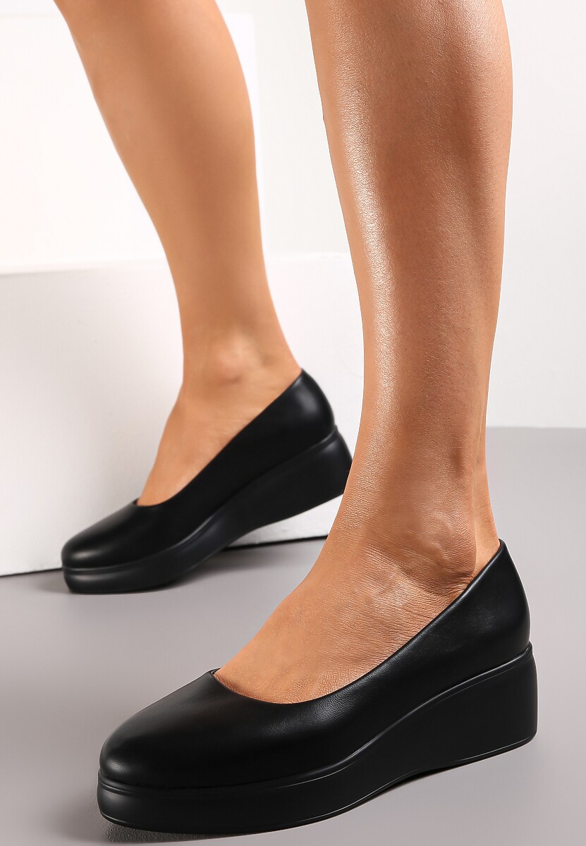 Czarne Czółenka na Niewysokim Koturnie Arrington