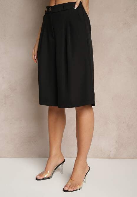 Czarne Szerokie Szorty Typu Bermudy Zdobione Zakładkami Sonellea