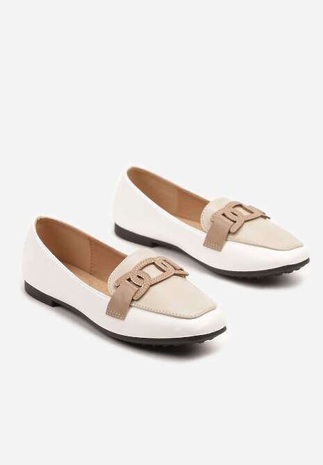 Białe Wsuwane Mokasyny z Materiałowym Paskiem Evellia
