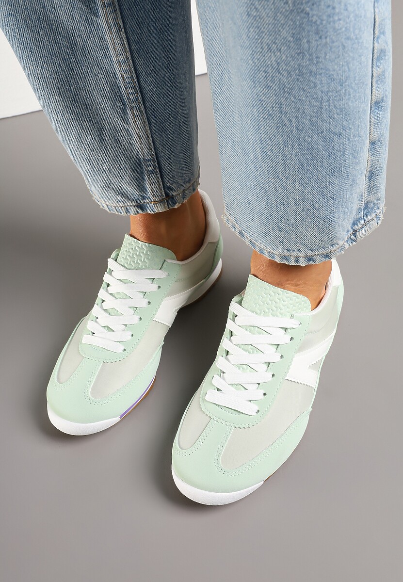 Jasnozielone Sneakersy Ozdobione Geometrycznym Motywem Clevandra