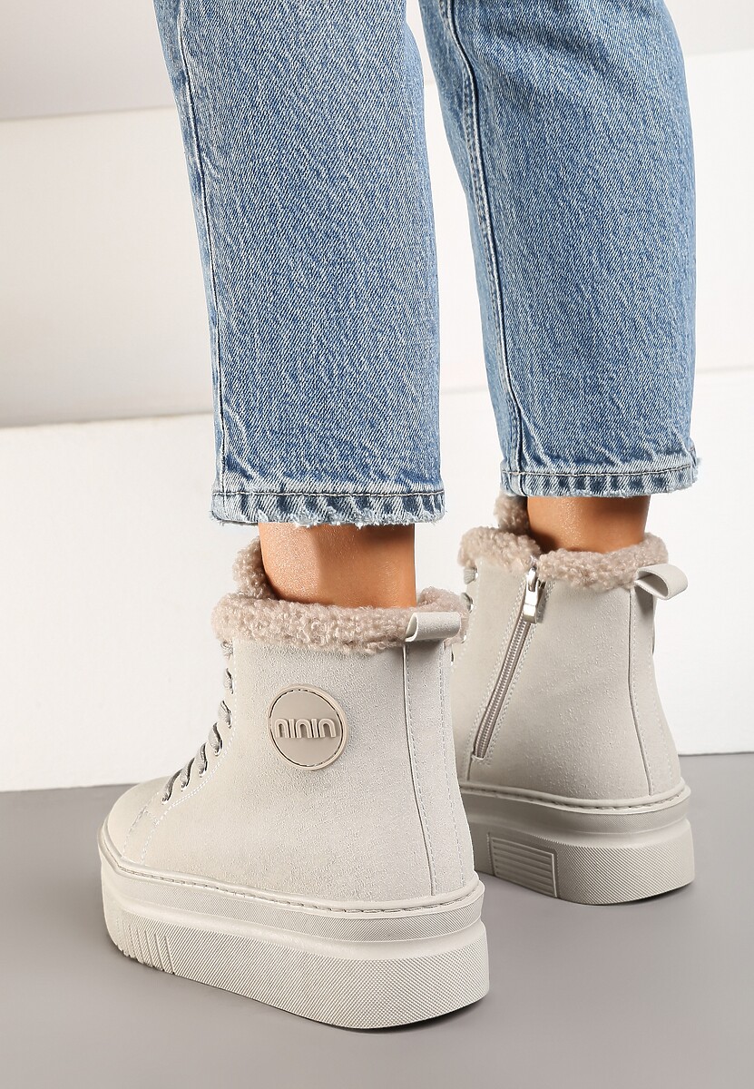 Szare Botki na Platformie ze Sznurowaniem Tłoczoną Aplikacją i Futerkiem Esadwenna