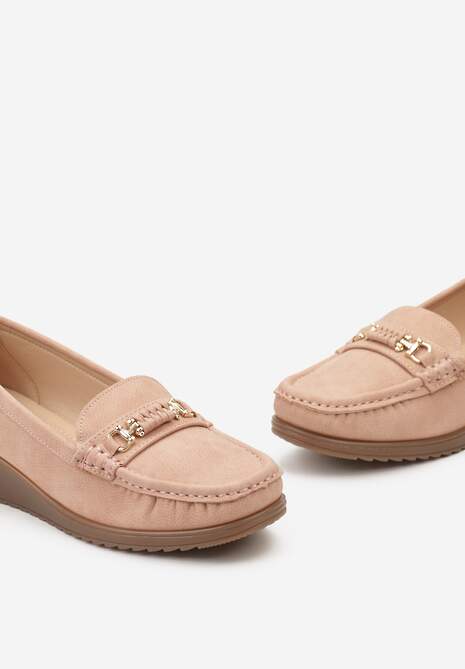 Różowe Półbuty z Ekoskóry z Koturnem i Metalicznym Detalem Fornal