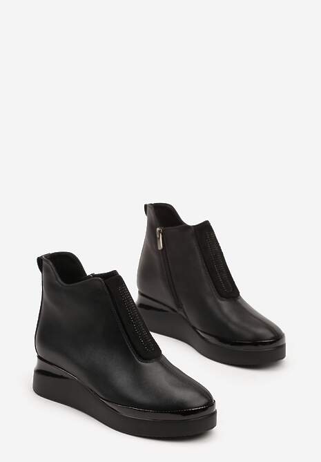 Czarne Botki na Platformie Ozdobione Cyrkoniami Labrisse