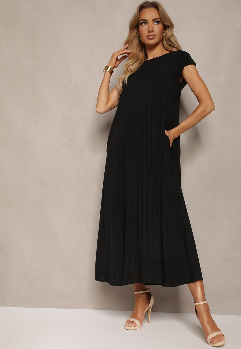 Czarna Rozkloszowana Sukienka z Plisowaniem i Krótkim Rękawem Hevina