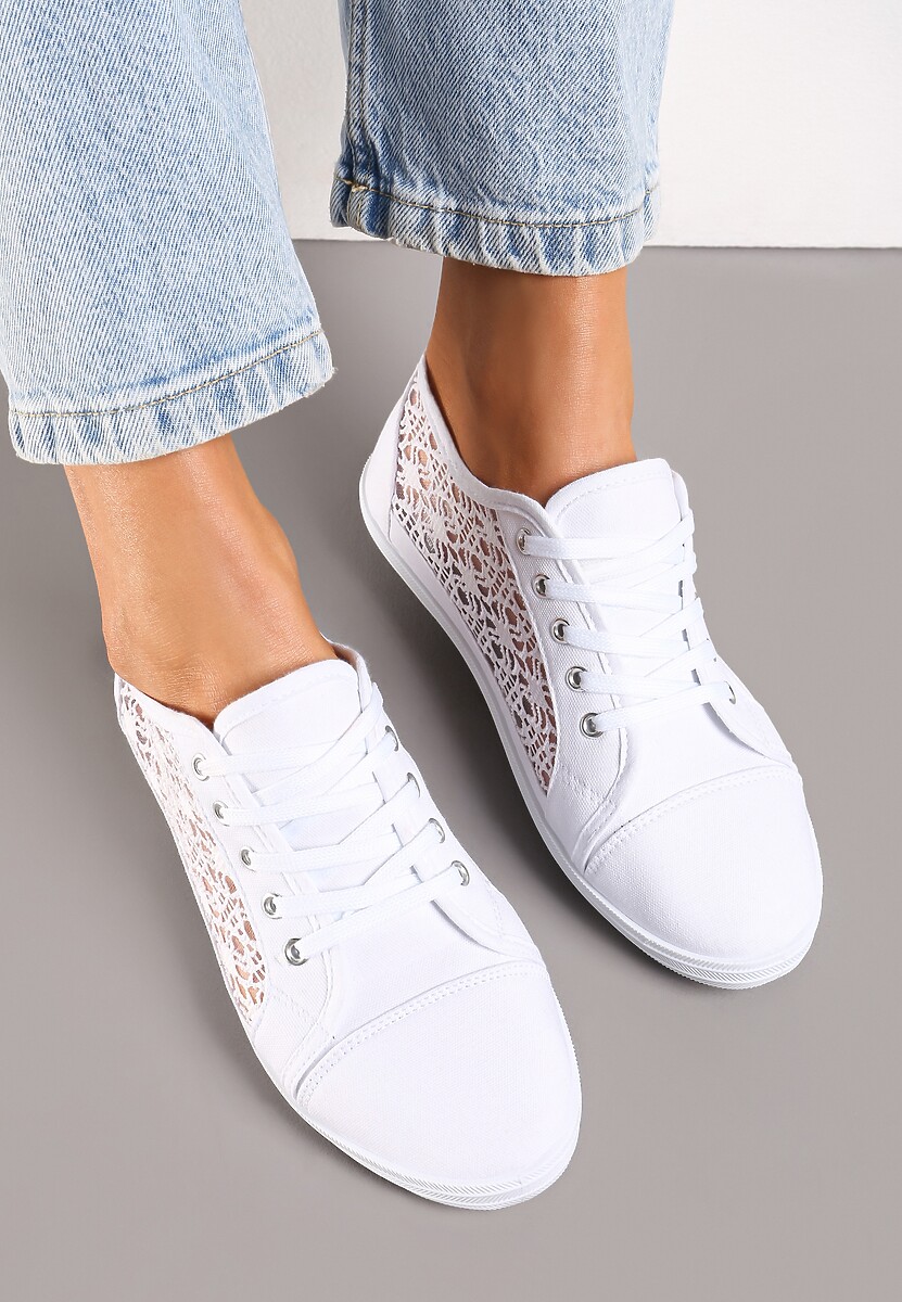 Białe Tenisówki z Ażurowymi Wstawkami Po Bokach Salessa