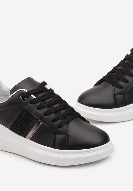 Czarne Sneakersy z Imitacji Skóry z Metalicznym Akcentem i Cyrkoniami Evadine