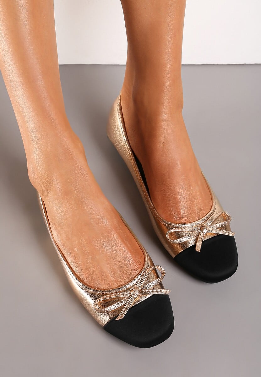 Srebrne Balerinki z Ozdobnym Noskiem i Subtelną Kokardką Cosalba