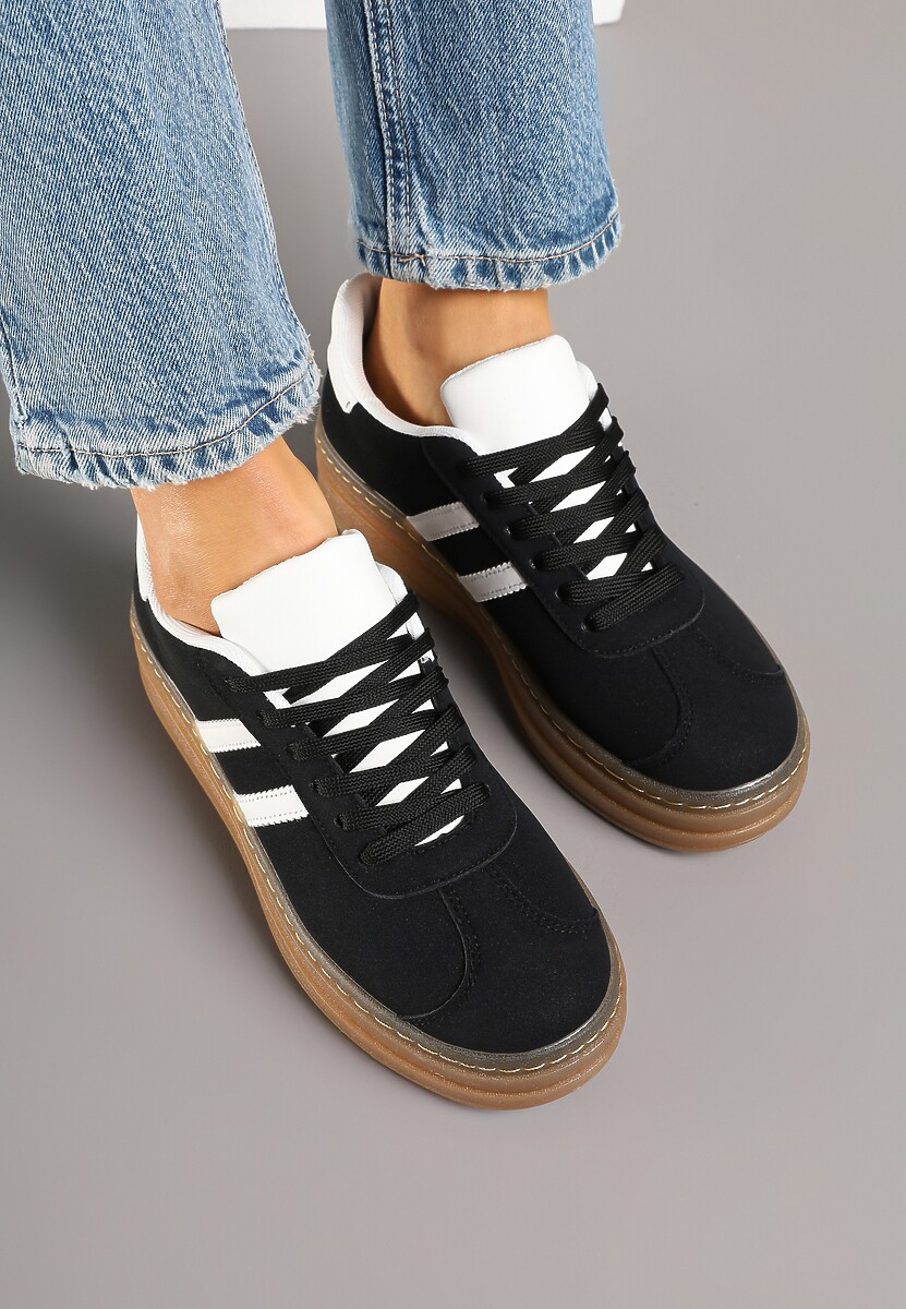 Czarne Sneakersy na Tłoczonej Platformie Ozdobione Paskami Felainora