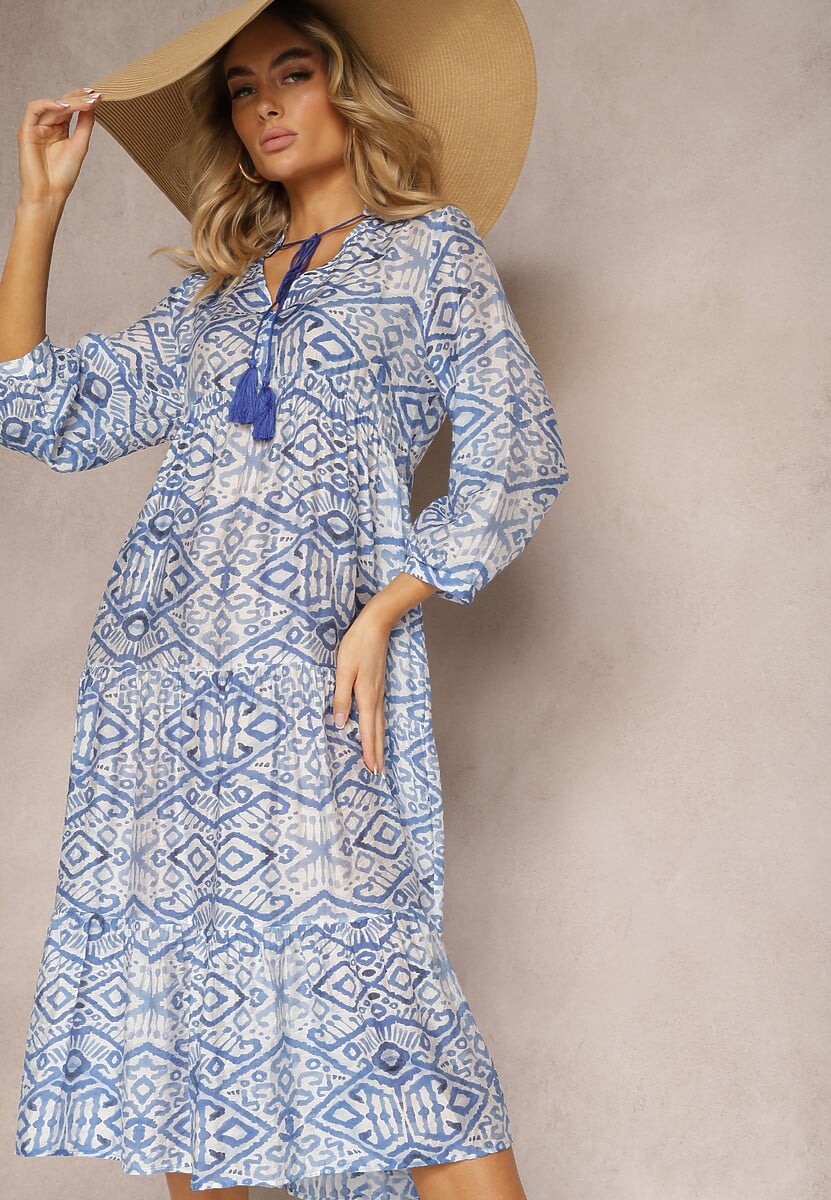 Niebieska Boho Sukienka o Rozkloszowanym Kroju z Wiązaniem przy Dekolcie i Falbankami Dimasie