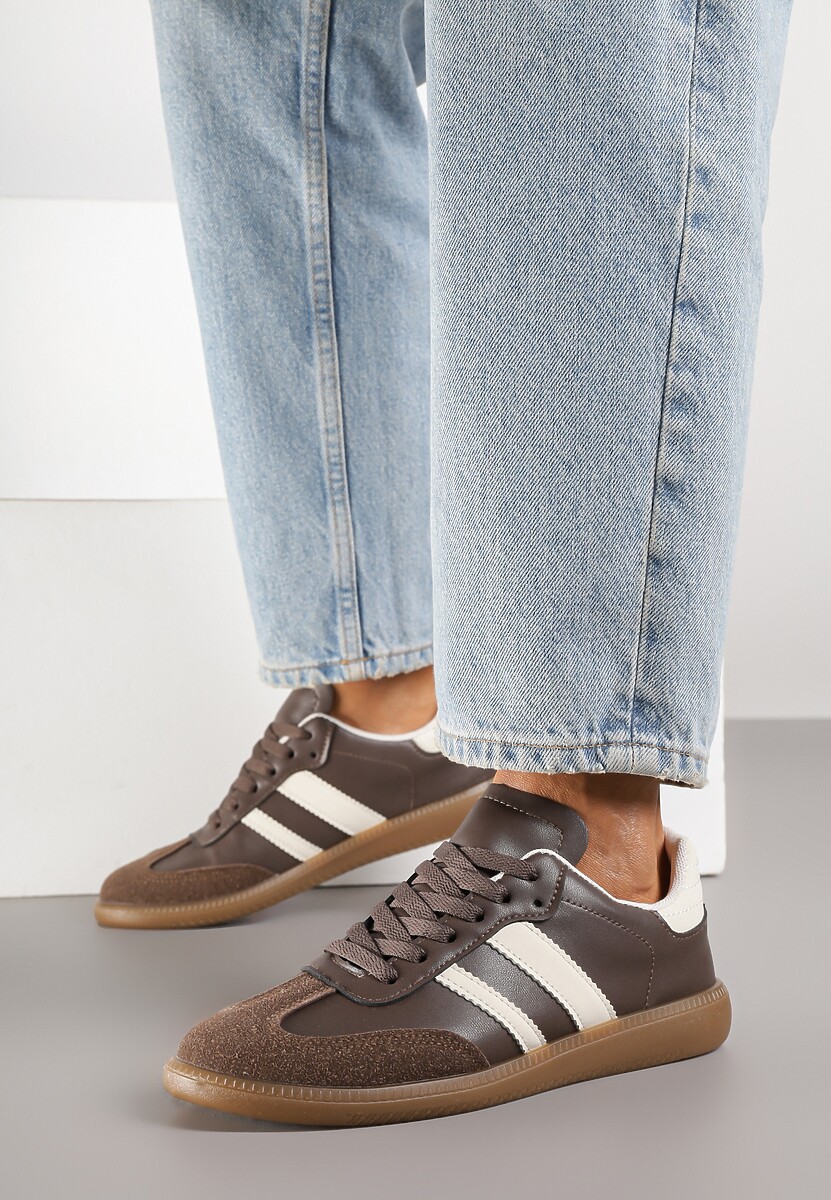 Brązowe Casualowe Sneakersy na Płaskiej Podeszwie z Paskami Jereria