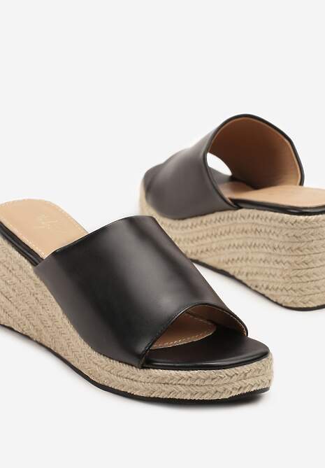 Czarne Klapki na Plecionym Koturnie Ellirana