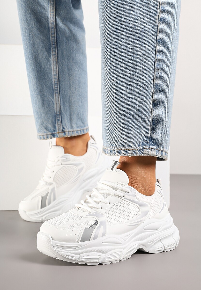 Białe Sneakersy Vices na Platformie Ozdobione Tłoczeniem Natiselle