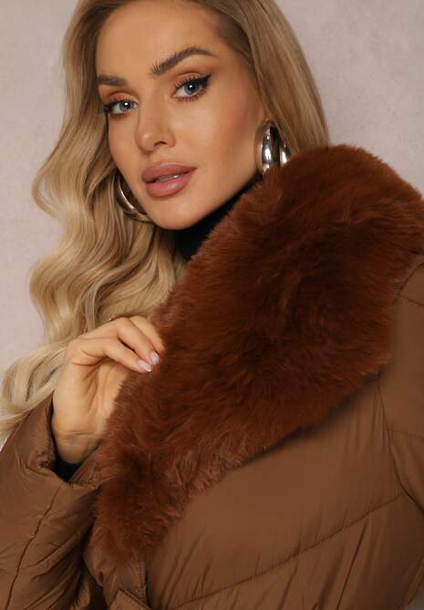 Brązowa Pikowana Kurtka Płaszcz typu Płaszcz z Futrzanym Kołnierzem Odefia