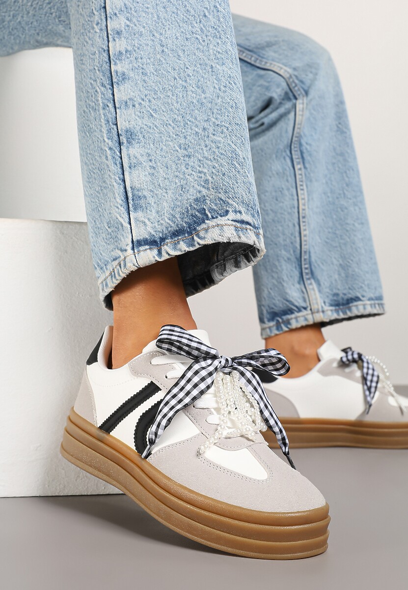 Czarne Sneakersy Typu Klasyczne Tenisówki Zdobione Wstążką i Perłami Amivaria