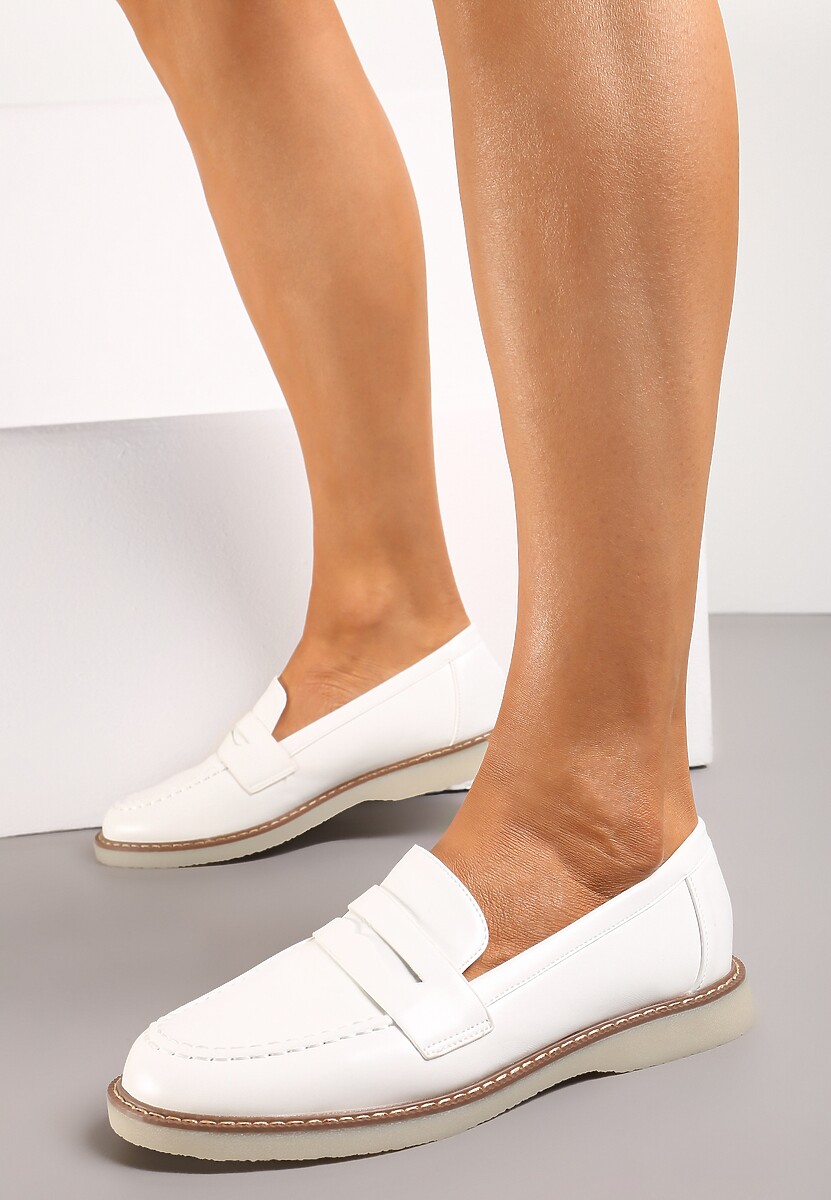 Niebieskie Klasyczne Mokasyny Ozdobione Wstawką i Przeszyciem Berdafa