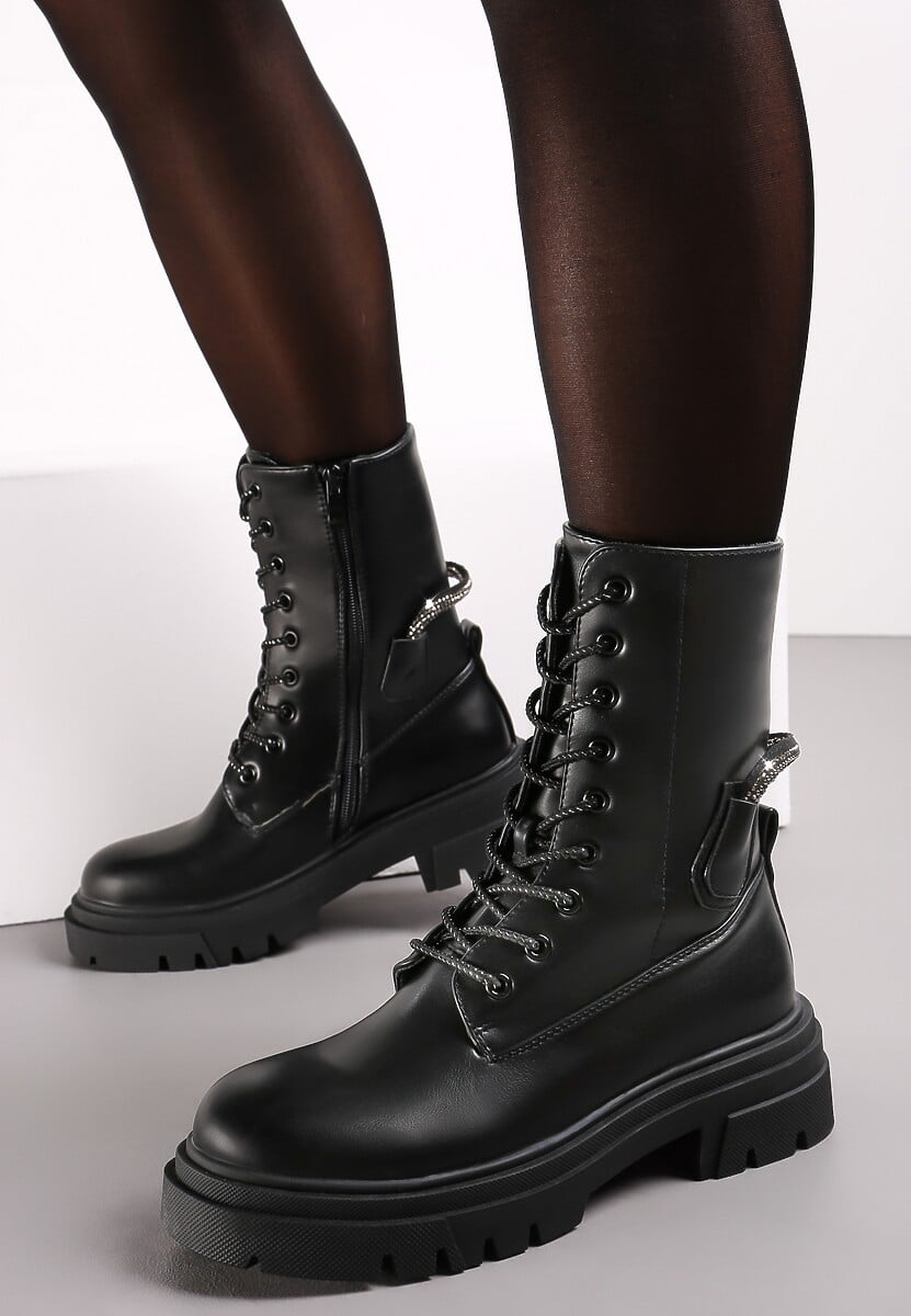 Czarne Sznurowane Botki Workery na Grubej Podeszwie z Paskiem w Cyrkonie Bazzare