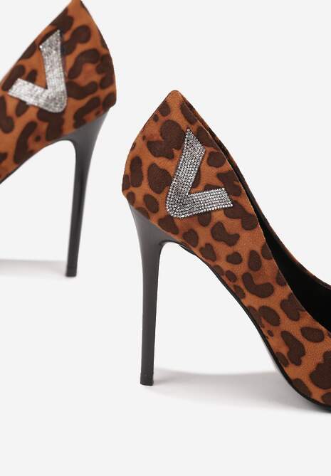 Panterkowe Szpilki ze Szpiczastym Noskiem i Cyrkoniową Aplikacją Ulosinela