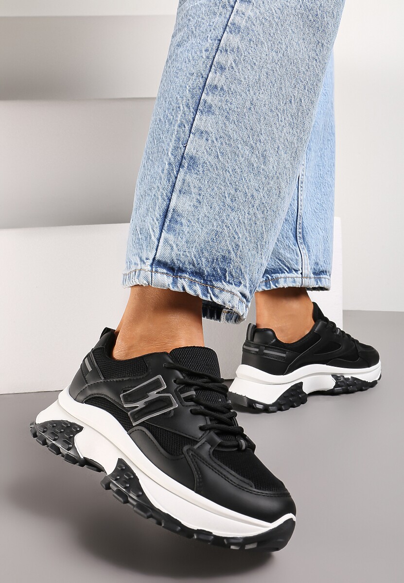 Czarne Sneakersy z Odblaskami i Siateczką na Cholewce Renilia