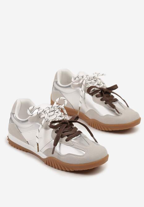 Srebrne Sneakersy w Stylu Kultowych Tenisówek z Podwójnymi Sznurówkami Nilaviela