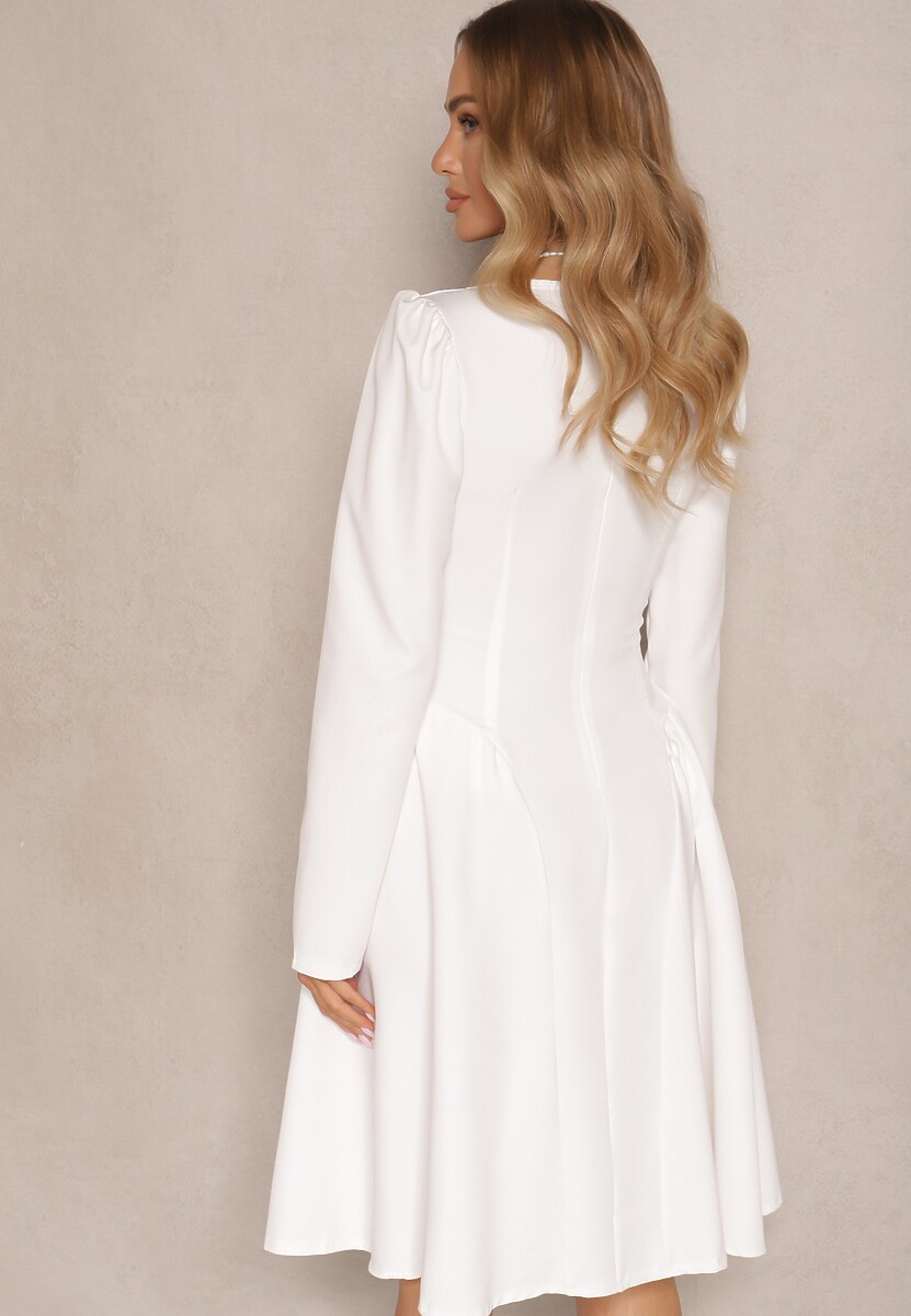 Biała Sukienka o Rozkloszowanym Kroju z Gorsetową Górą Tillitte