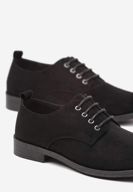 Czarne Półbuty Oksfordki Sznurowane na Rzemyki Zatella