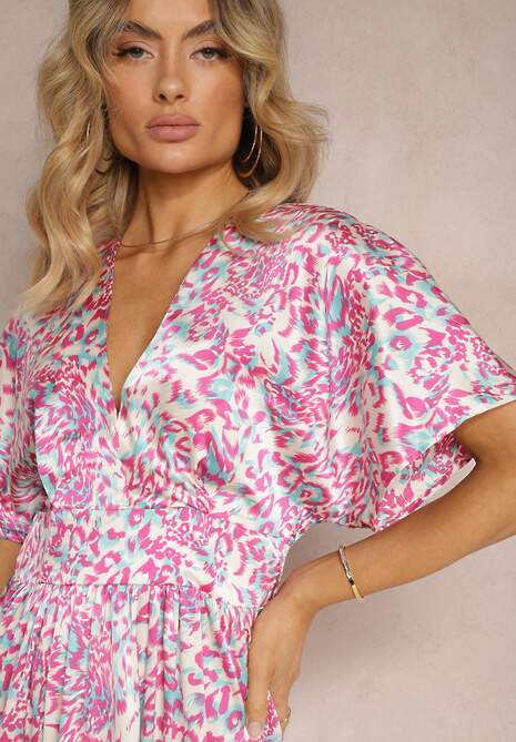 Fioletowa Sukienka o Rozkloszowanym Kroju z Ozdobnym Pasem w Talii Dovbia