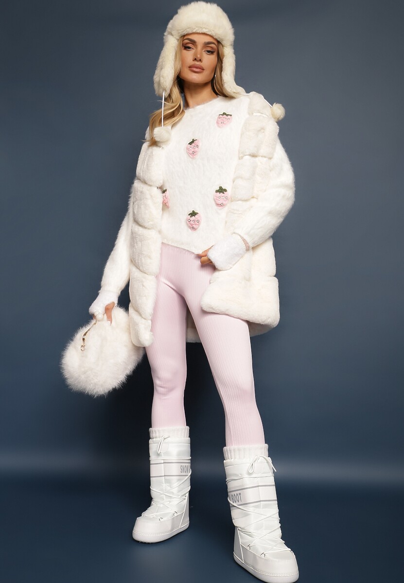 Biały Sweter Puchaty z Dodatkiem Wełny Ozdobiony Truskawkami 3D Leriah