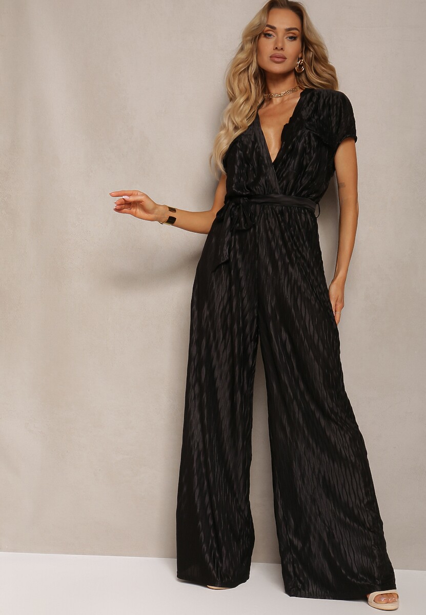 Biały Kopertowy Kombinezon z Gumką w Talii ze Spodniami Palazzo i Materiałowym Paskiem Hesperi