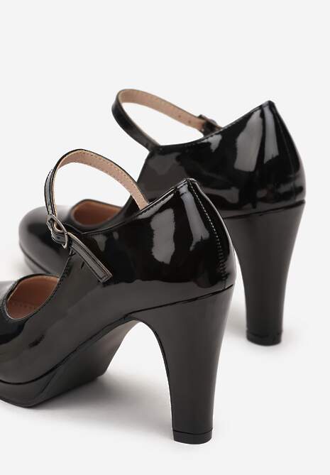 Czarne Czółenka na Słupku z Lakierowanym Wykończeniem Zabdi