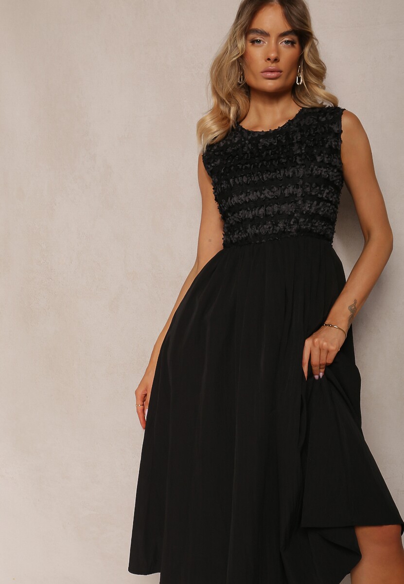 Czarna Rozkloszowana Sukienka o Taliowanym Kroju z Gumką w Talii Vimarica