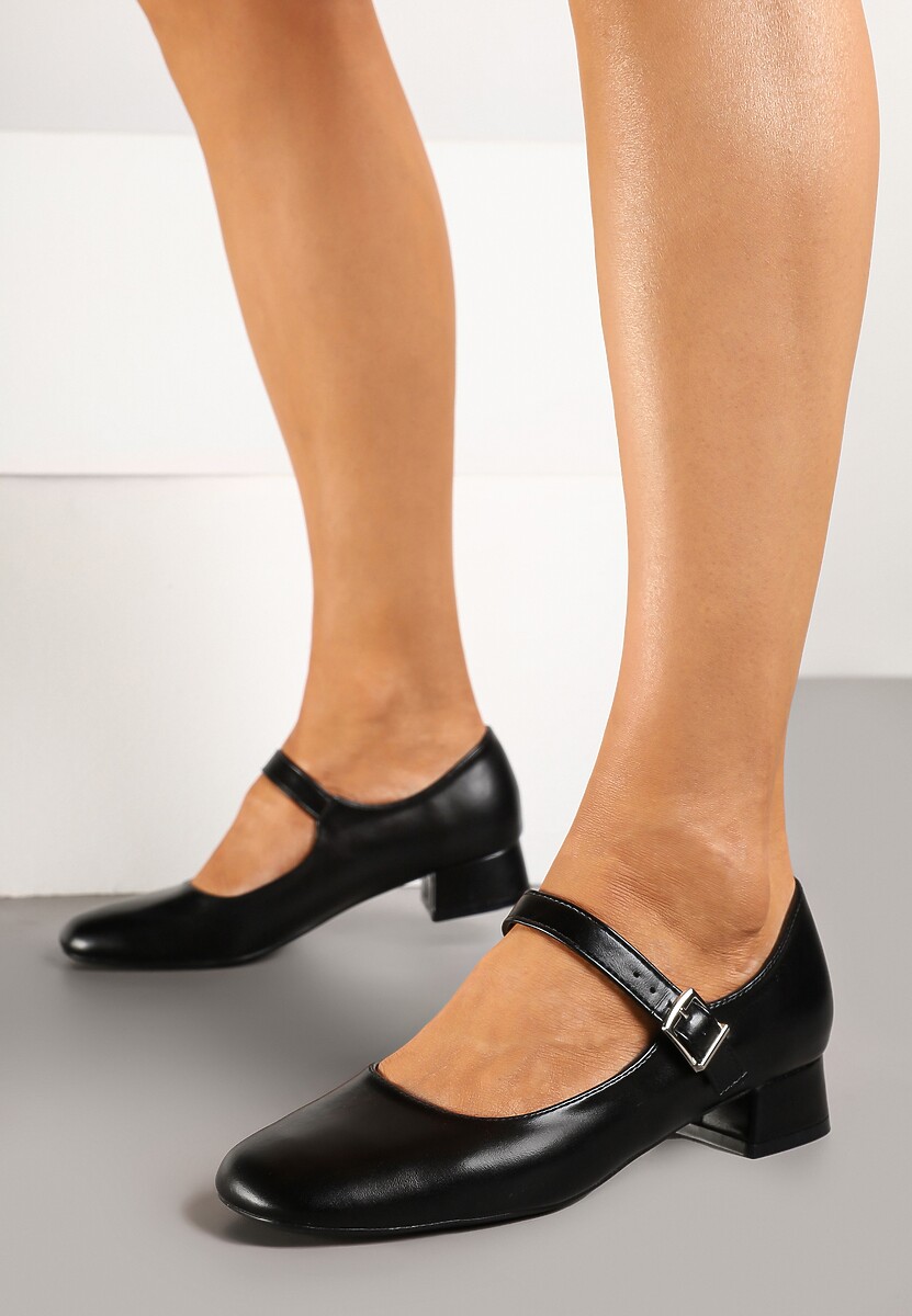 Czarne Klasyczne Czółenka Zdobione Paskiem i Sprzączką na Niskim Obcasie Vittia