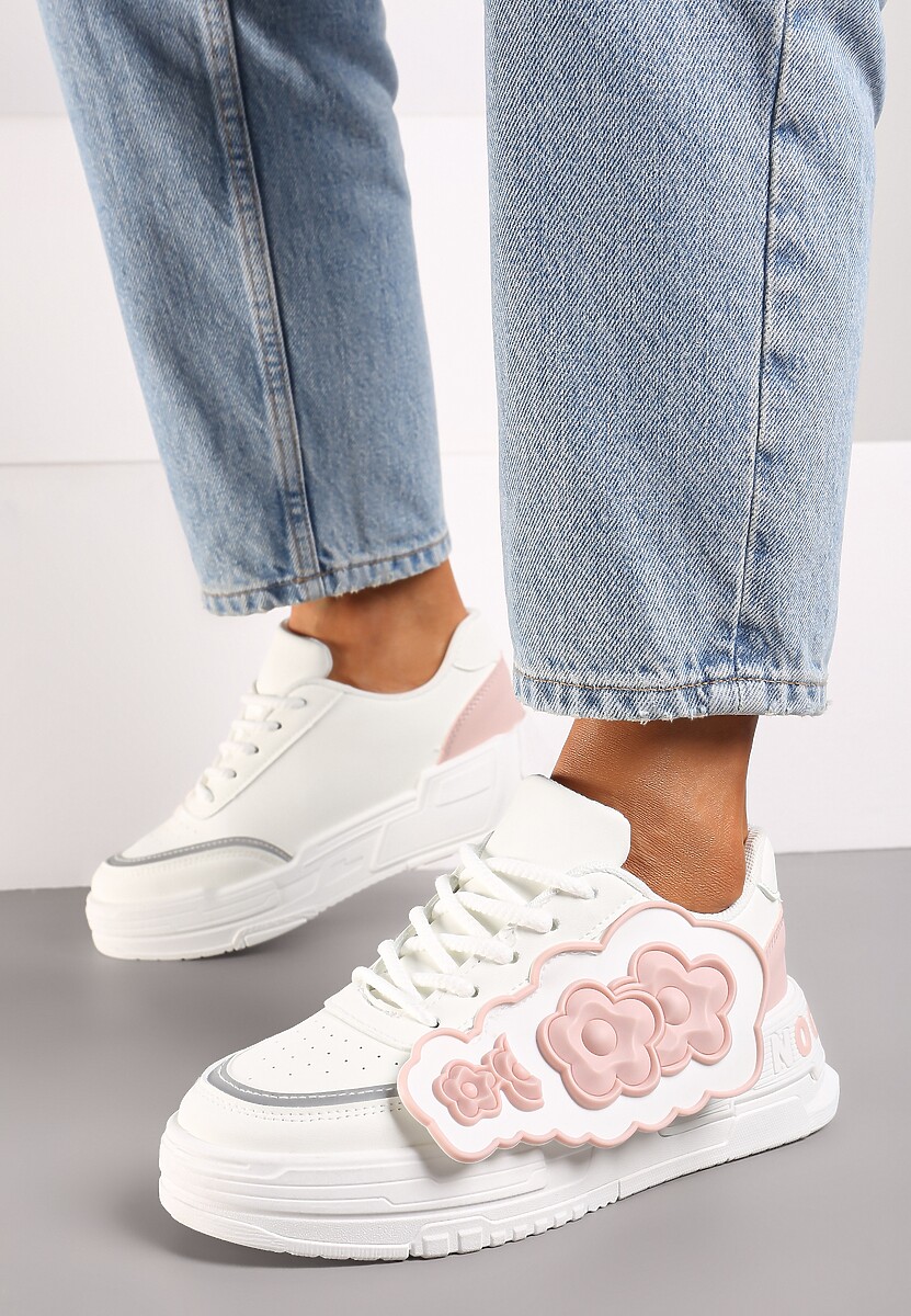 Biało-Różowe Sneakersy na Niskiej Platformie z Ozdobnymi Kwiatkami na Boku Benavilla