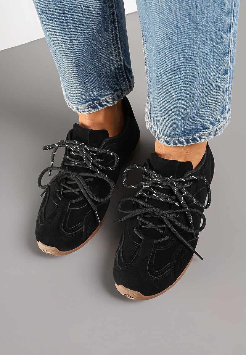 Czarne Sneakersy Ozdobione Podwójnym Sznurowaniem Lirania