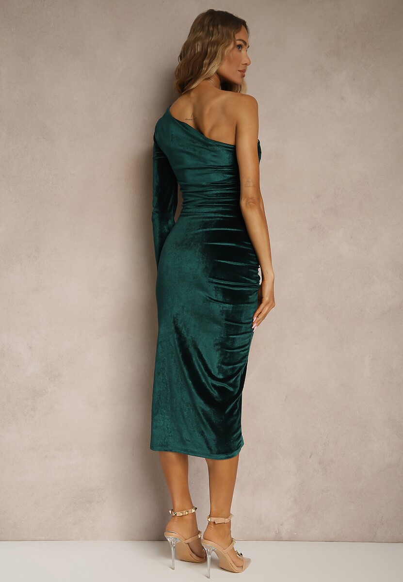 Zielona Asymetryczna Sukienka z Welurowej Tkaniny z Marszczeniem i Rozcięciem Folaniela