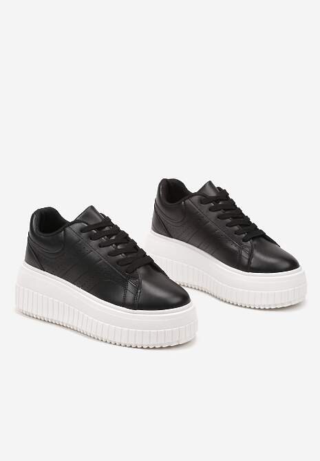 Czarne Sneakersy na Platformie Ozdobione Perforacją Eleainna