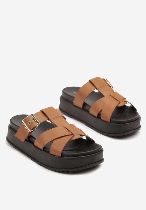 Brązowe Klapki Ozdobione Kwadratową Klamrą Gavrila