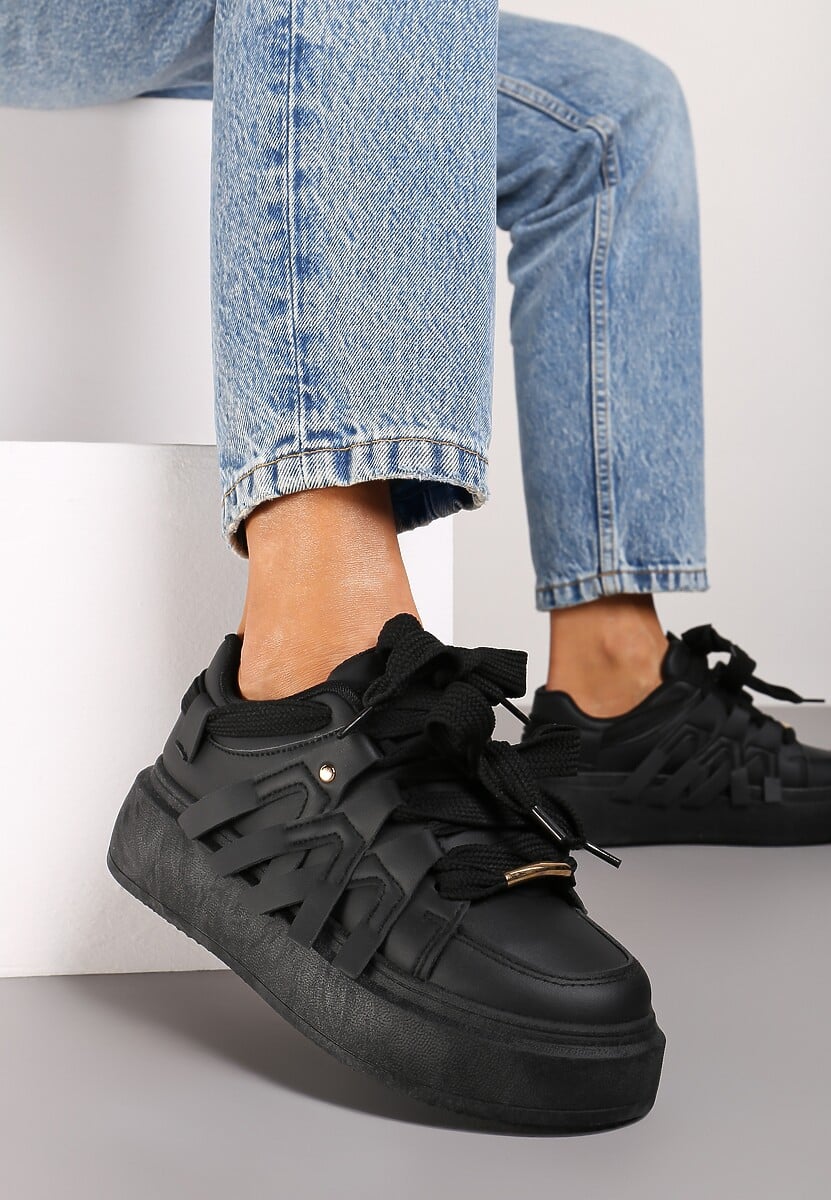 Czarne Sznurowane Sneakersy na Platformie Ozdobione Paskami Lerinique