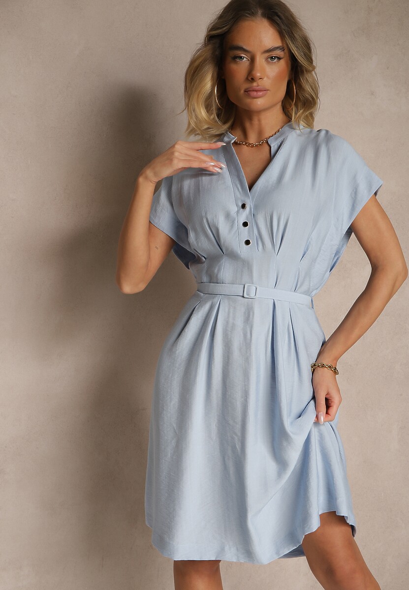 Niebieska Rozkloszowana Sukienka z Wiskozy z Paskiem Zapinana na Napy Seporine