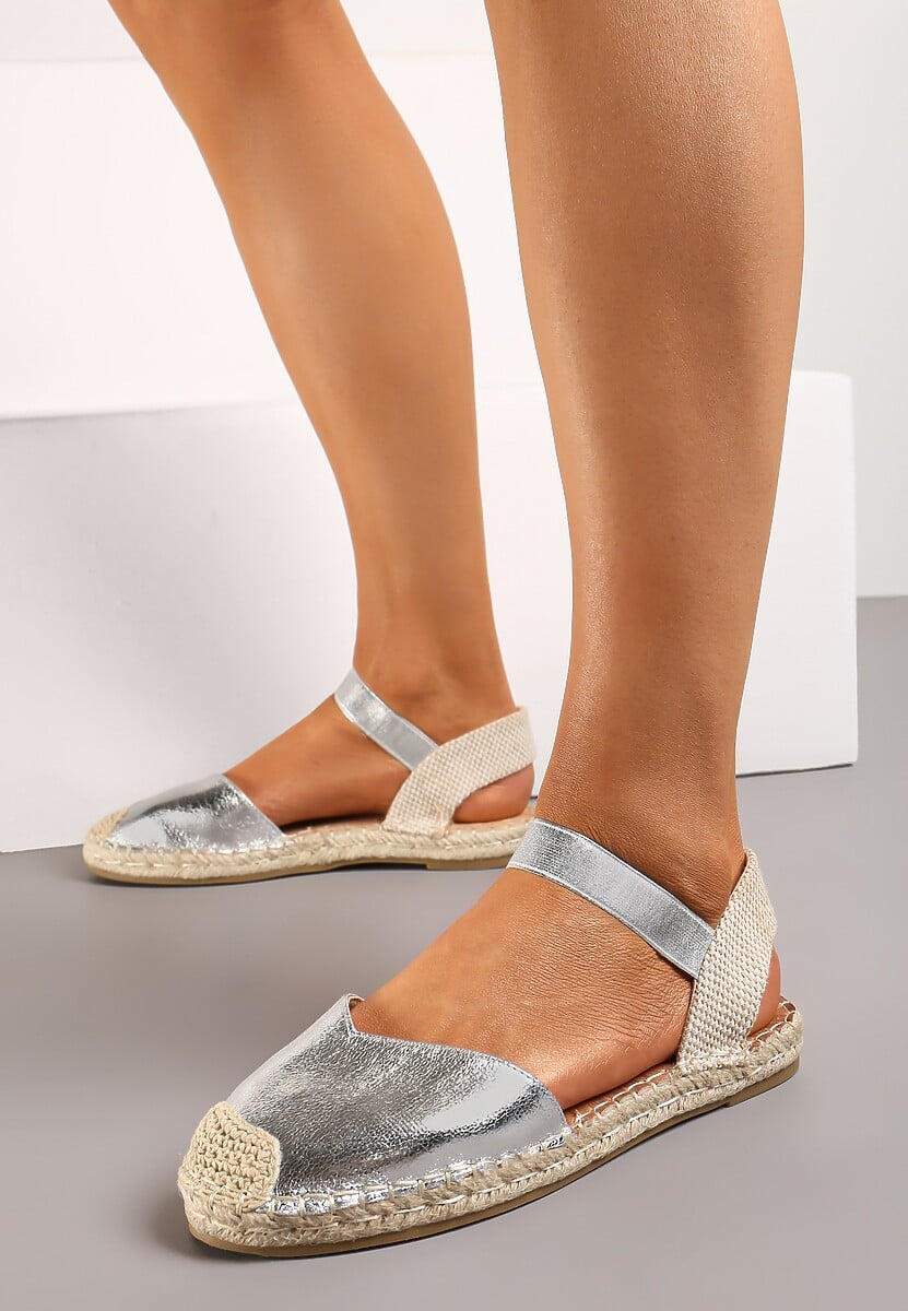 Srebrne Espadryle z Odkrytą Piętą Ozdobione Plecionką Nrtemisia