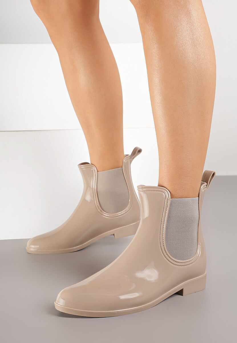 Beżowe Kalosze Lakierowane w Stylu Sztybletów Eliadore