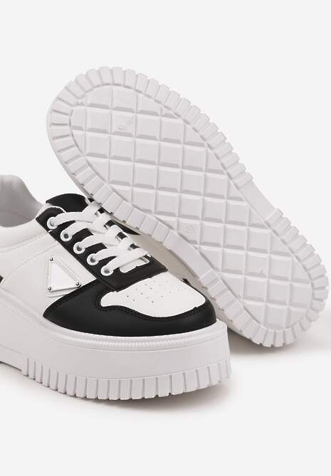 Biało-Czarne Sneakersy na Platformie z Tłoczeniem Halinea