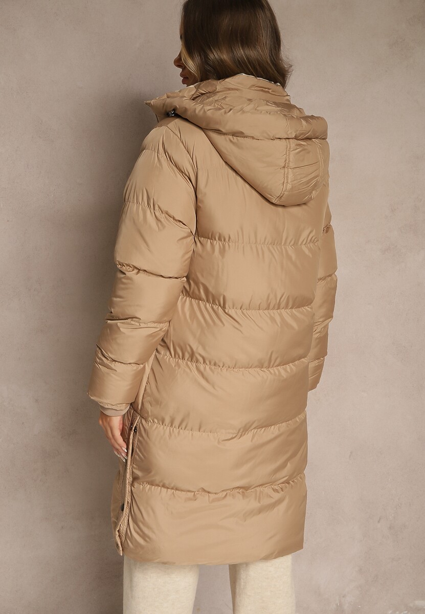 Ciemnobeżowa Kurtka z Pikowanymi Przeszyciami o Długim Fasonie z Kapturem Gineffa