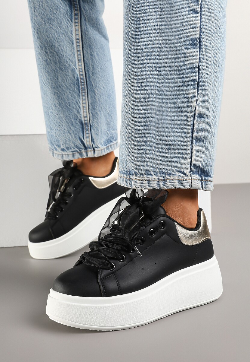 Czarne Sneakersy z Cyrkoniami Vivioriana